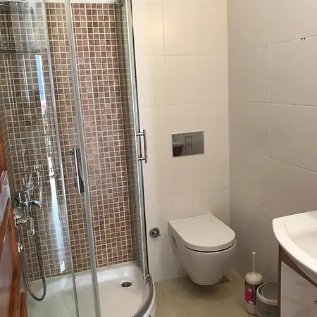 Apartment Kasinn Apart Beyaz