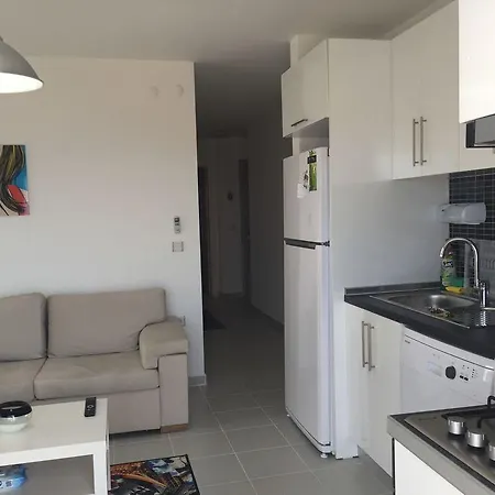 Kasinn Beyaz * 卡斯