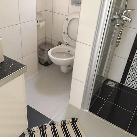 Apartment Kasinn Apart Beyaz