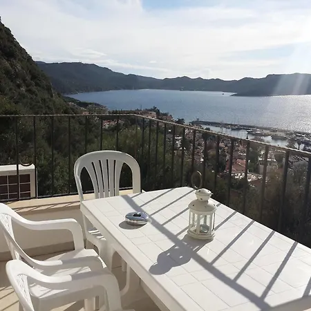 Kasinn Beyaz Daire Kaş
